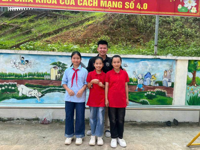 Hướng Về Miền Bắc - Đông Dương Sài Gòn Và Cục An Ninh Nội Địa Cùng Các Nhà Hảo Tâm Hỗ Trợ Người Dân Sau Cơn Bão Yagi 10 Hướng Về Miền Bắc - Đông Dương Sài Gòn Và Cục An Ninh Nội Địa Cùng Các Nhà Hảo Tâm Hỗ Trợ Người Dân Sau Cơn Bão Yagi